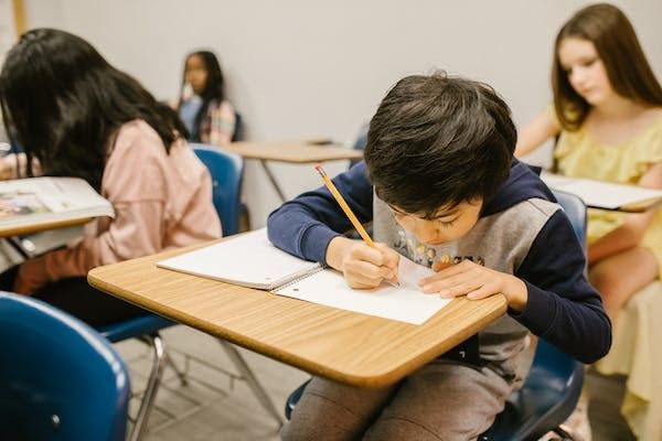 越西县职业技术学校数控技术应用专业包含哪些重要课程