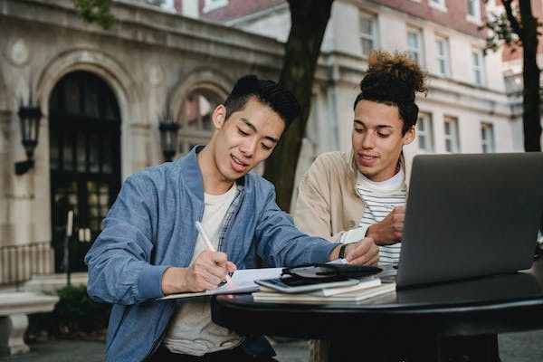 成都工业学院会计专业包含哪些重要课程