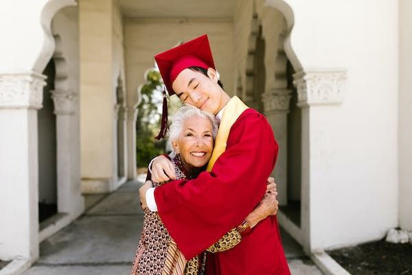 教外留学访问新加坡管理学院共话留学征程