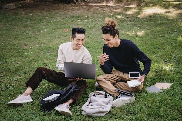 海南科技技术大学属于几本，海南科技职业大学本科吗