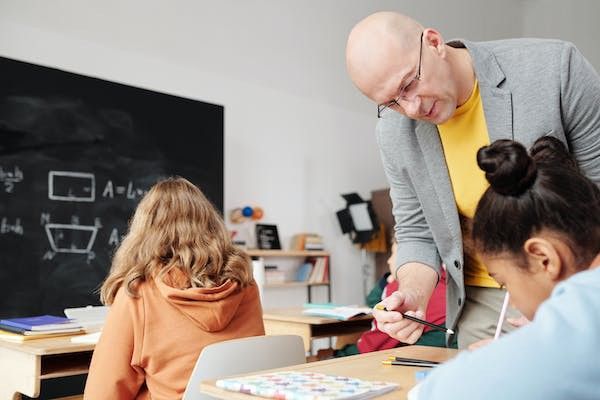 贵阳护理学校内科护士做什么?