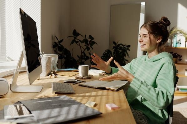 成都卫生学校专业设置和学生待遇怎么样?