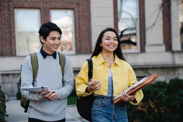 成都学铁路较好的学院